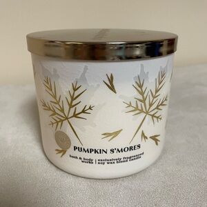 Pumpkin S’mores Bath and Body Works 3 Wick Candle